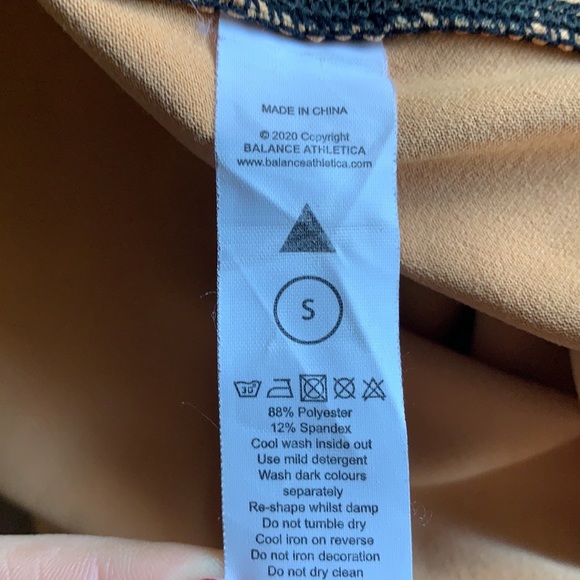 Balance Athletica Kingdom collection biker shorts - Picture 4 of 4